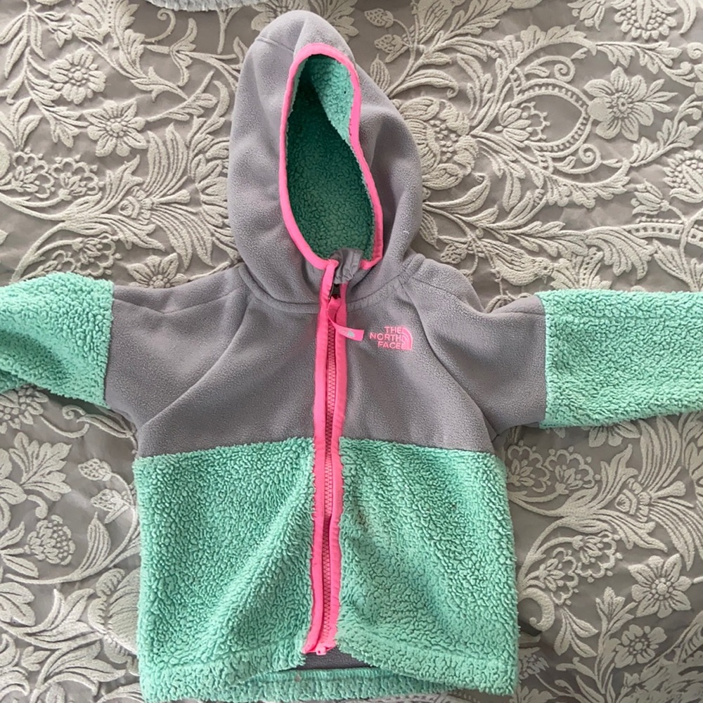 North face fleece zip up with hood